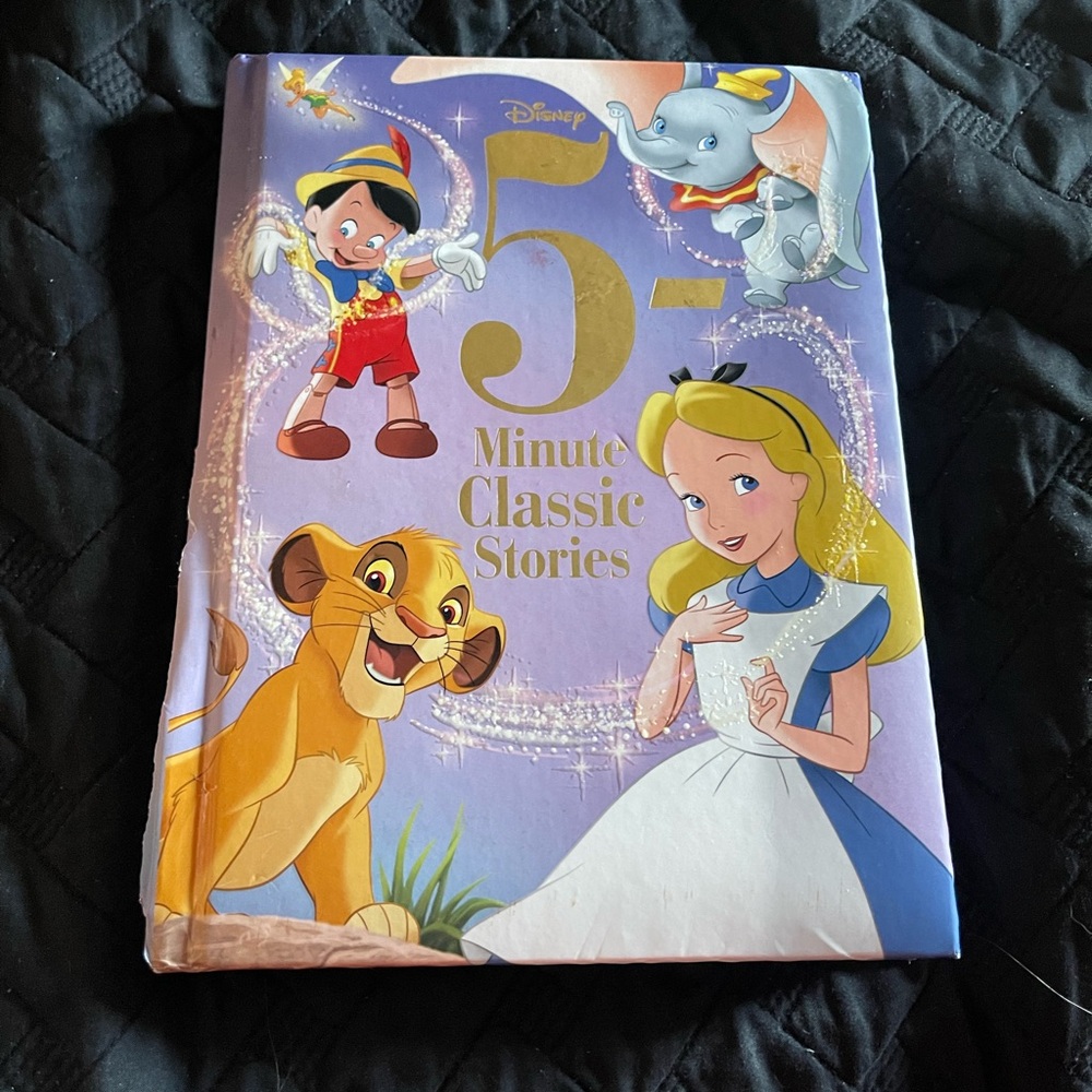 Disney Purple 5-Minute Classic Stories Book